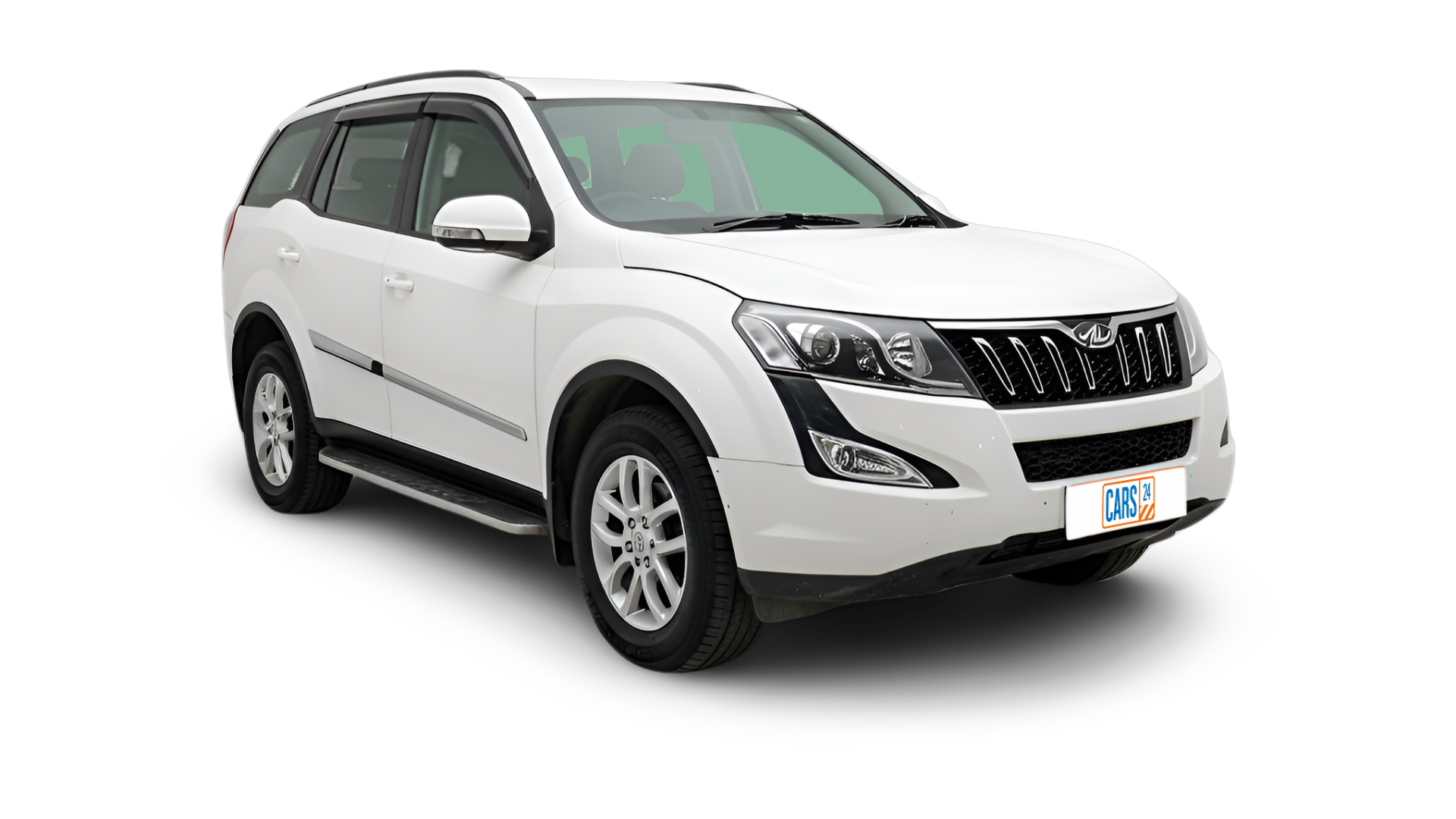 Mahindra XUV500-img
